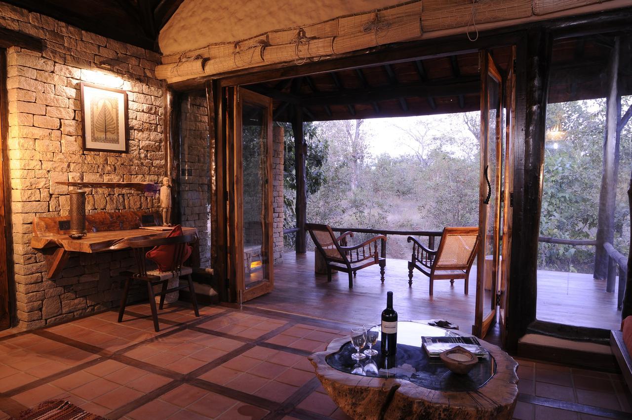 Kanha Earth Lodge Mandlā Chambre photo