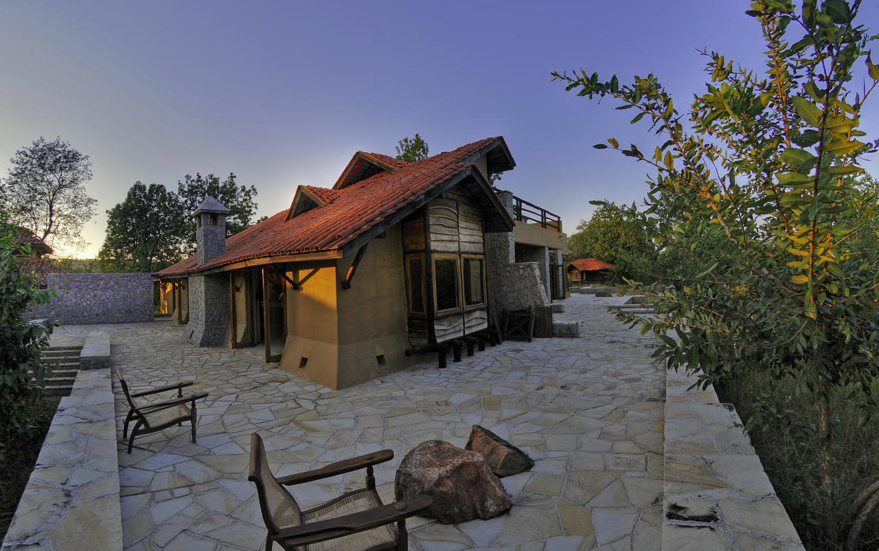 Kanha Earth Lodge Mandlā Extérieur photo