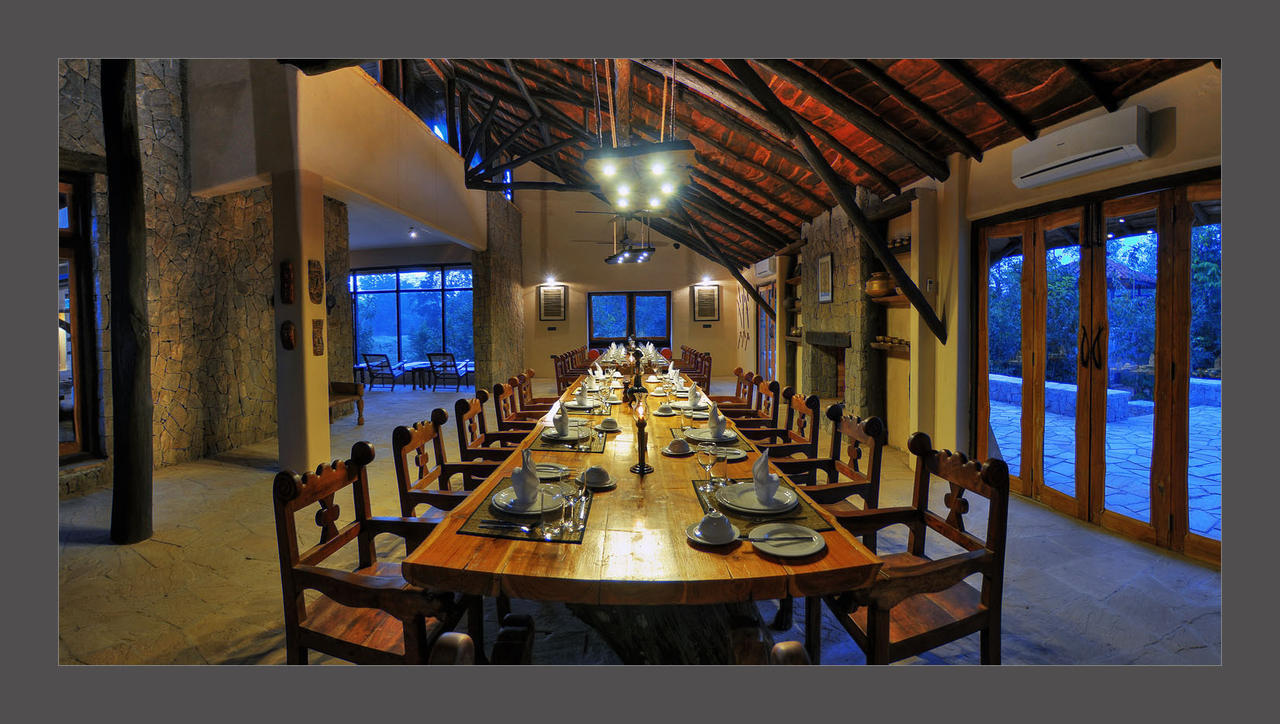 Kanha Earth Lodge Mandlā Extérieur photo