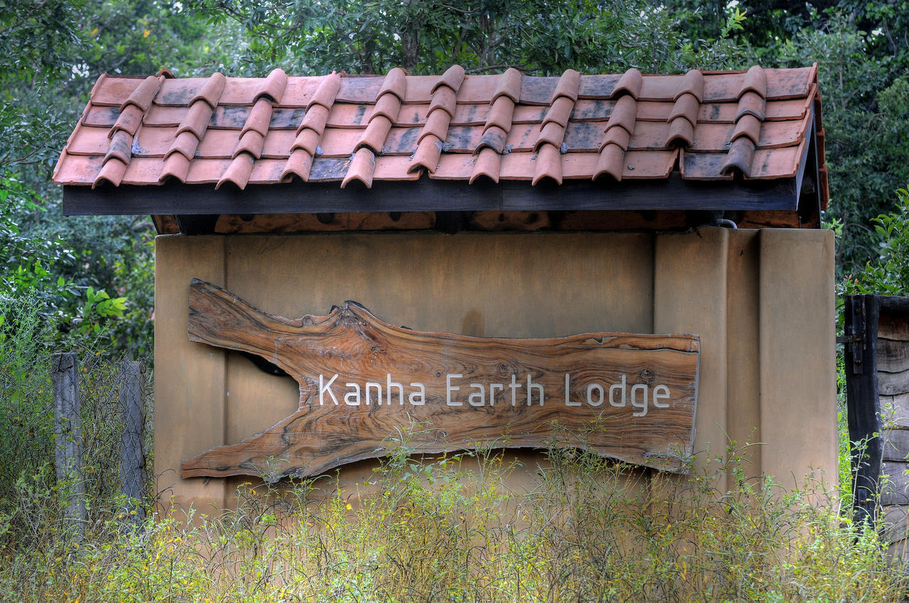 Kanha Earth Lodge Mandlā Extérieur photo