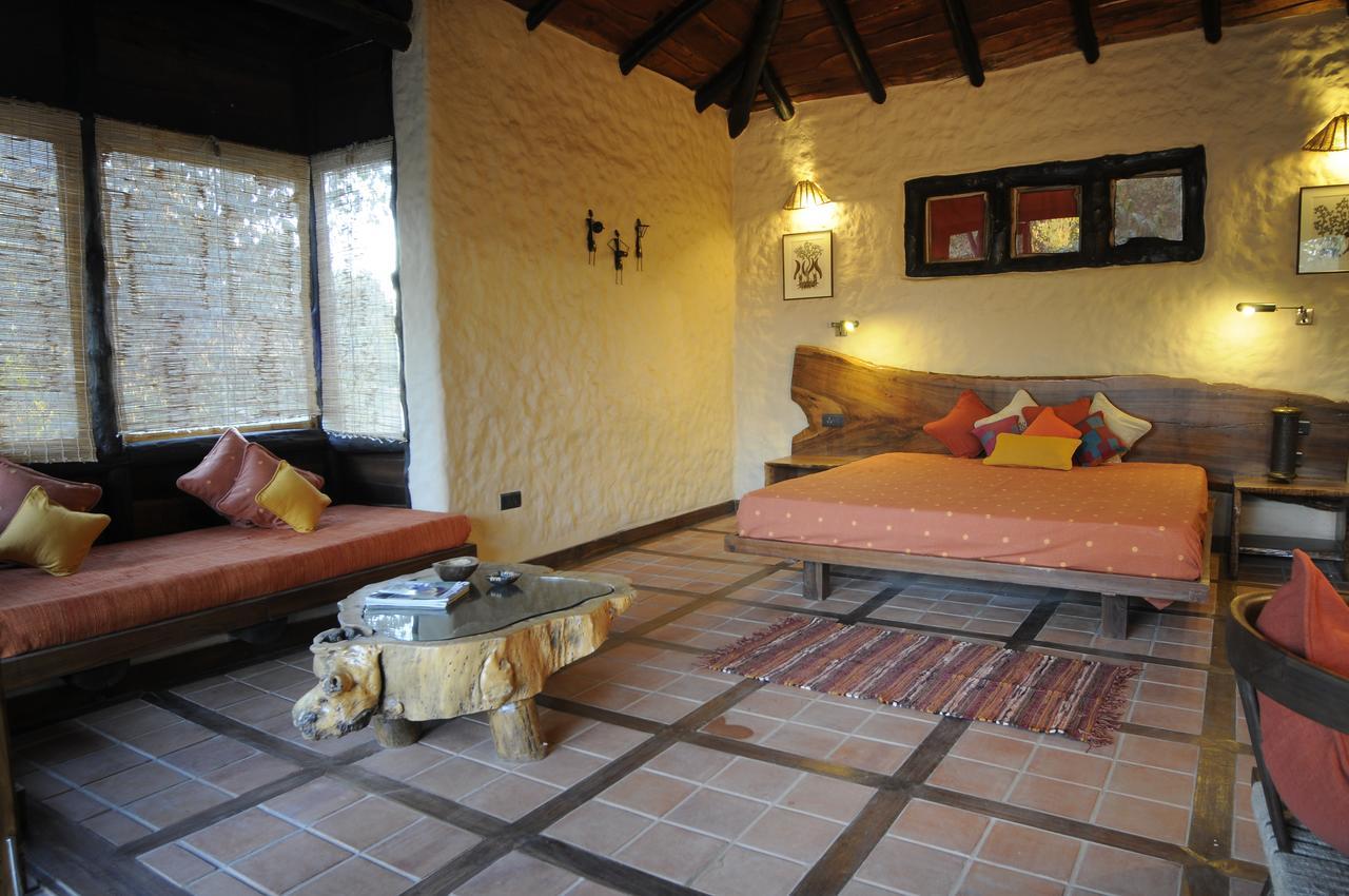 Kanha Earth Lodge Mandlā Extérieur photo